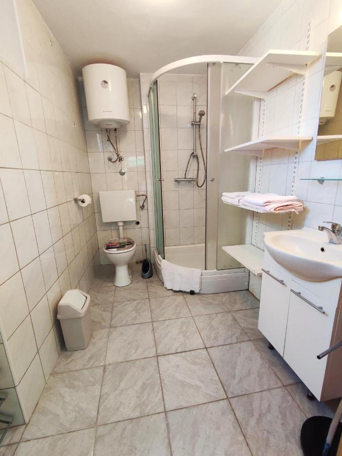 Apartment Batomalj Baška Eksteriør billede